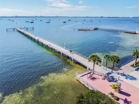 5940 30th Avenue S Gulfport FL 33707