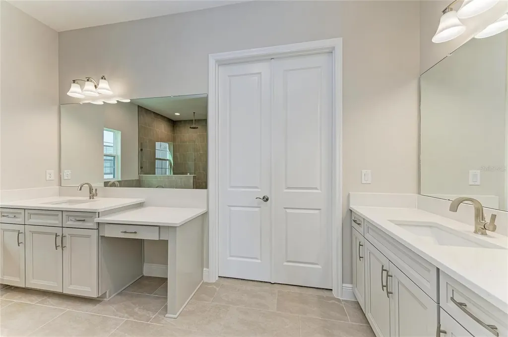 35244 Big Hawk Drive Zephyrhills FL 33541