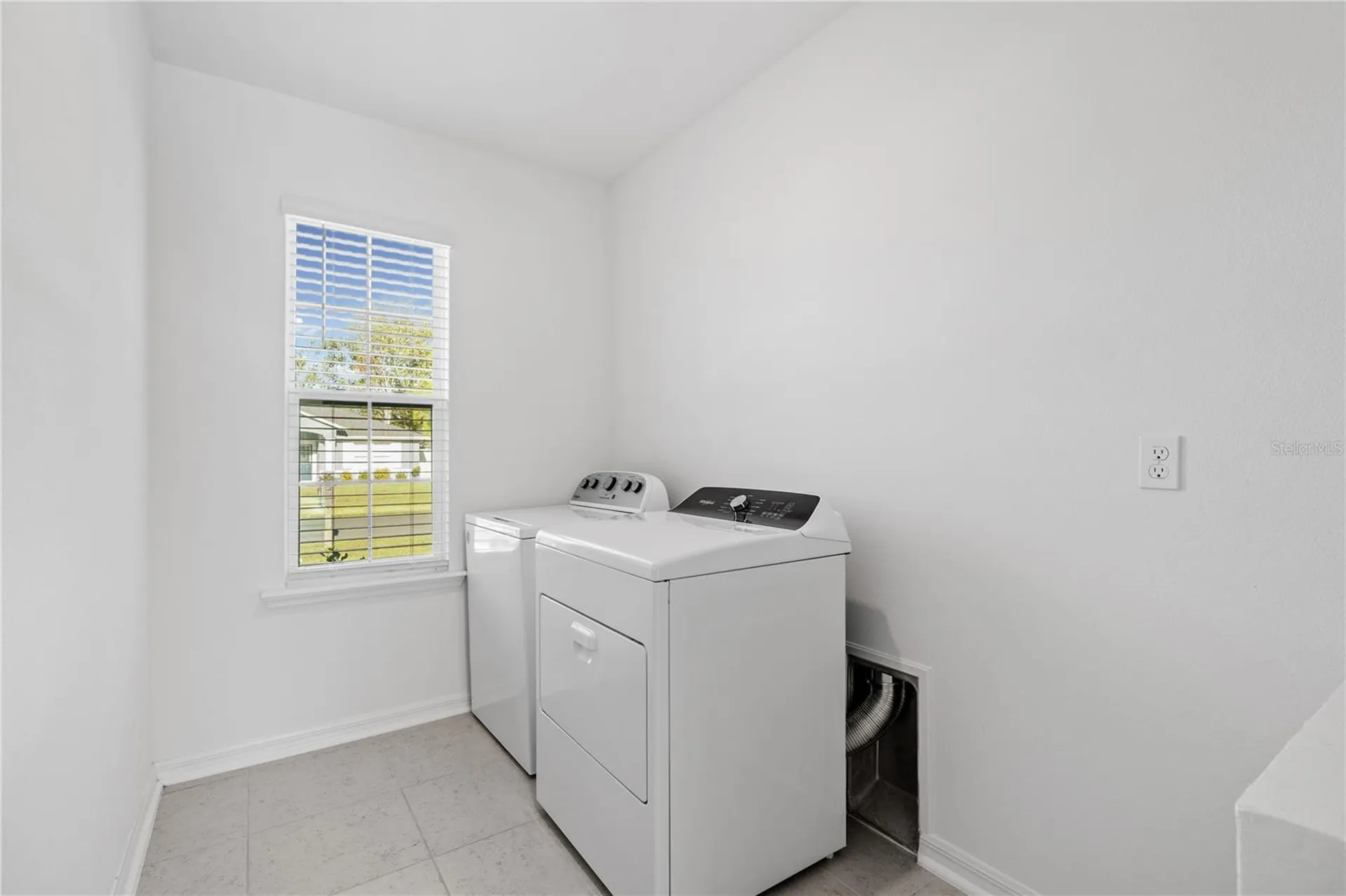 8 Bannbury Lane Palm Coast FL 32137