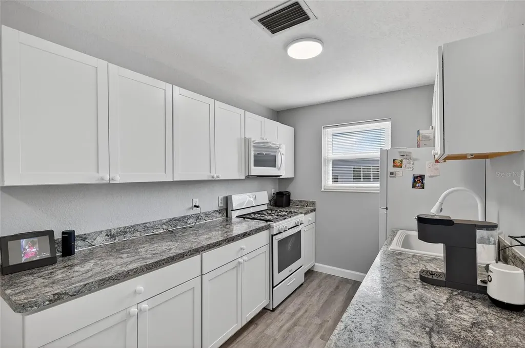 5521 80th Street N St Petersburg FL 33709
