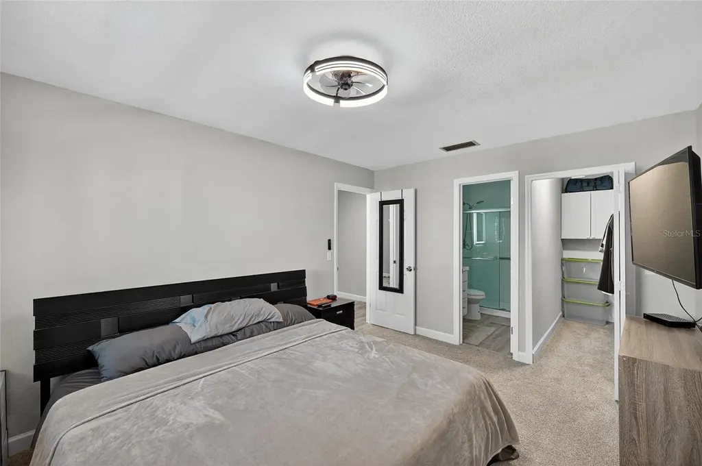 5521 80th Street N St Petersburg FL 33709