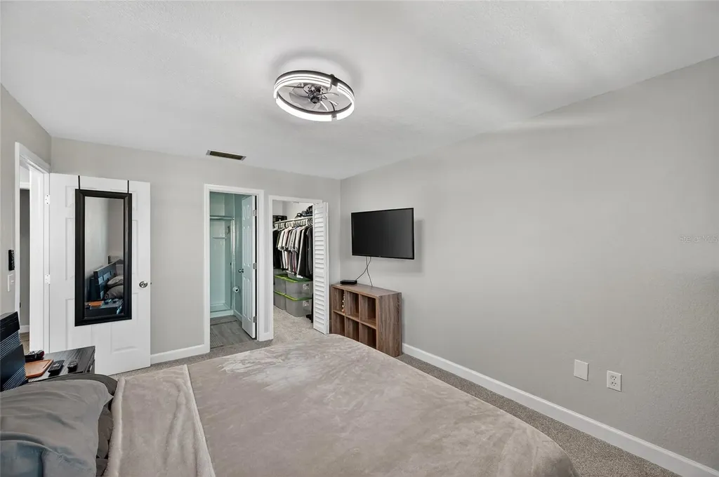 5521 80th Street N St Petersburg FL 33709