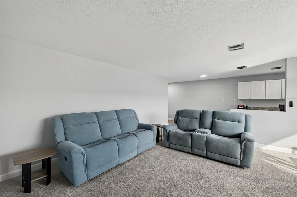 5521 80th Street N St Petersburg FL 33709