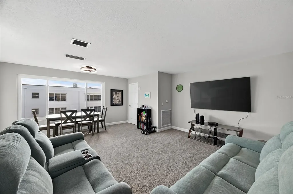 5521 80th Street N St Petersburg FL 33709