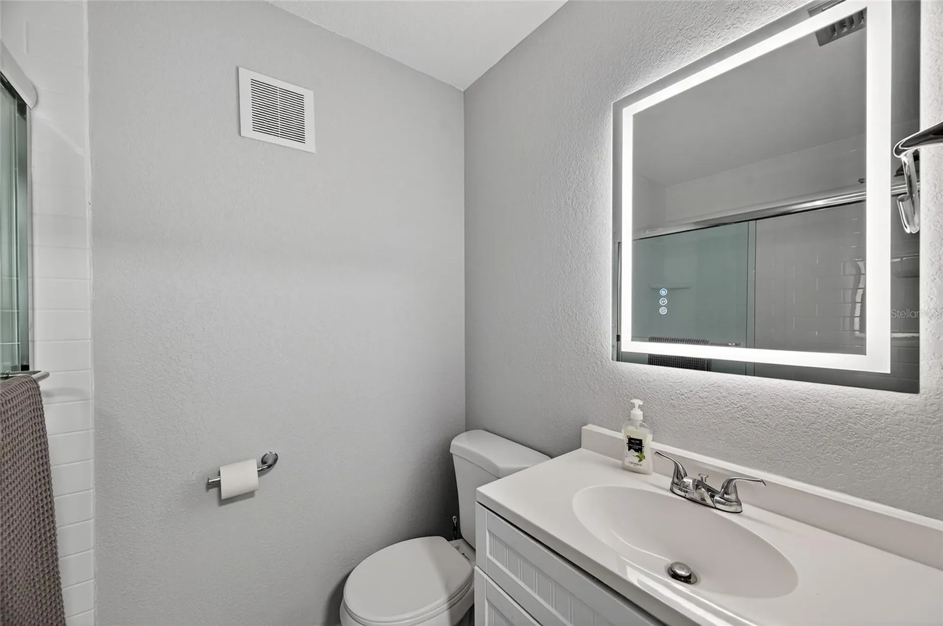 5521 80th Street N St Petersburg FL 33709
