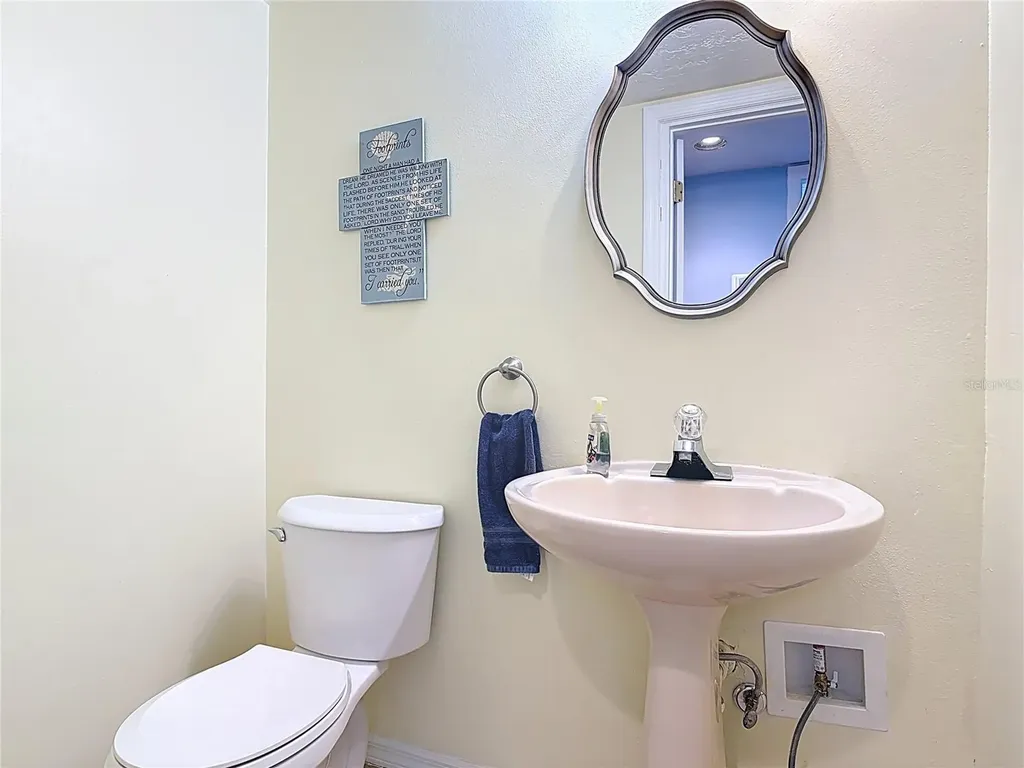 1807 Virginia Court Tavares FL 32778
