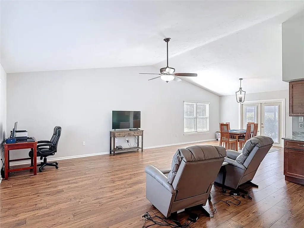 1807 Virginia Court Tavares FL 32778