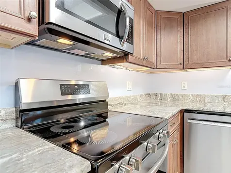 1807 Virginia Court Tavares FL 32778