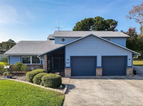 1807 Virginia Court Tavares FL 32778