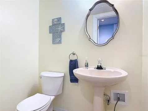 1807 Virginia Court Tavares FL 32778