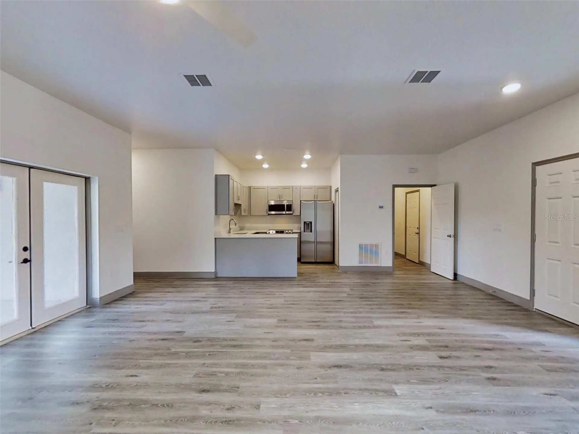 2 Guava Lane Ocklawaha FL 32179