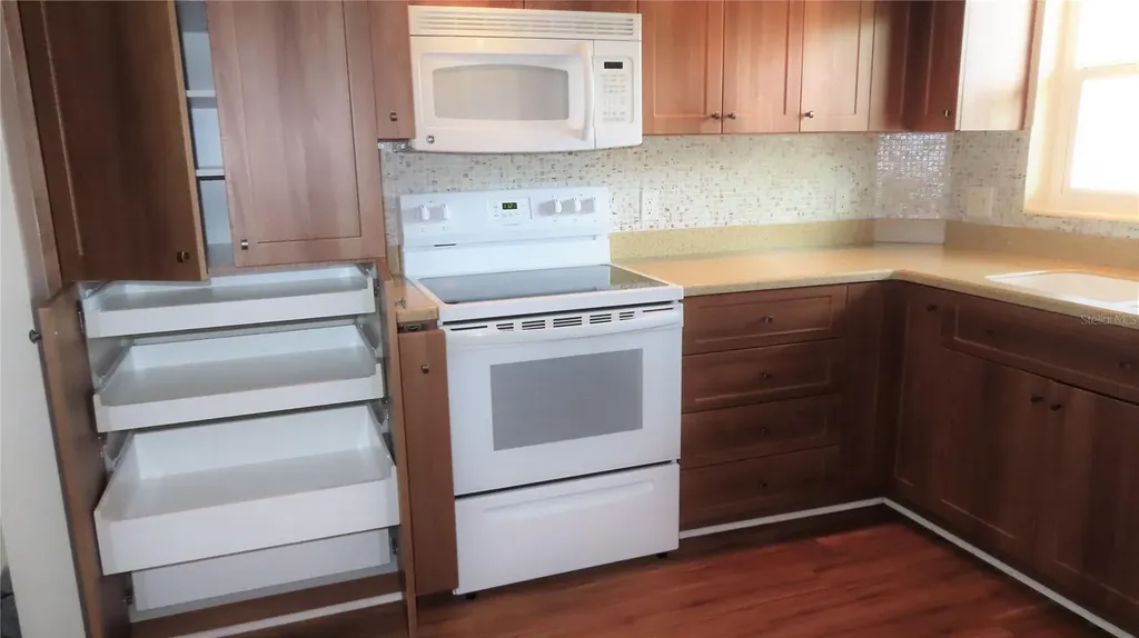 2295 Americus Boulevard E Clearwater FL 33763