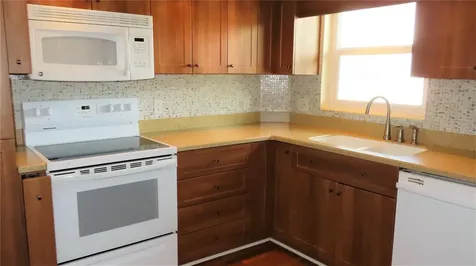 2295 Americus Boulevard E Clearwater FL 33763