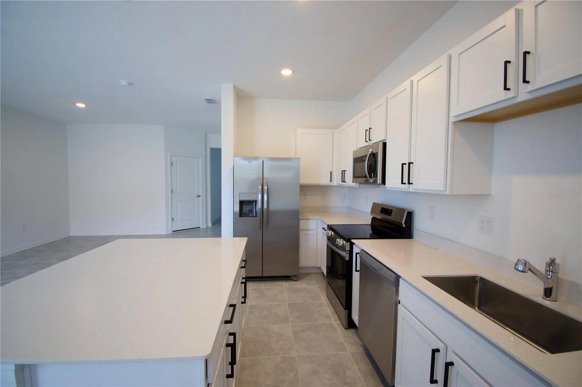 2500 Skyline Loop Kissimmee FL 34758