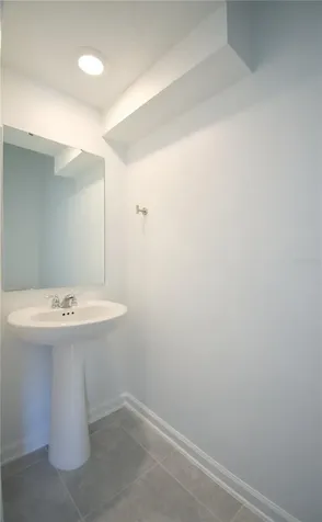 2500 Skyline Loop Kissimmee FL 34758
