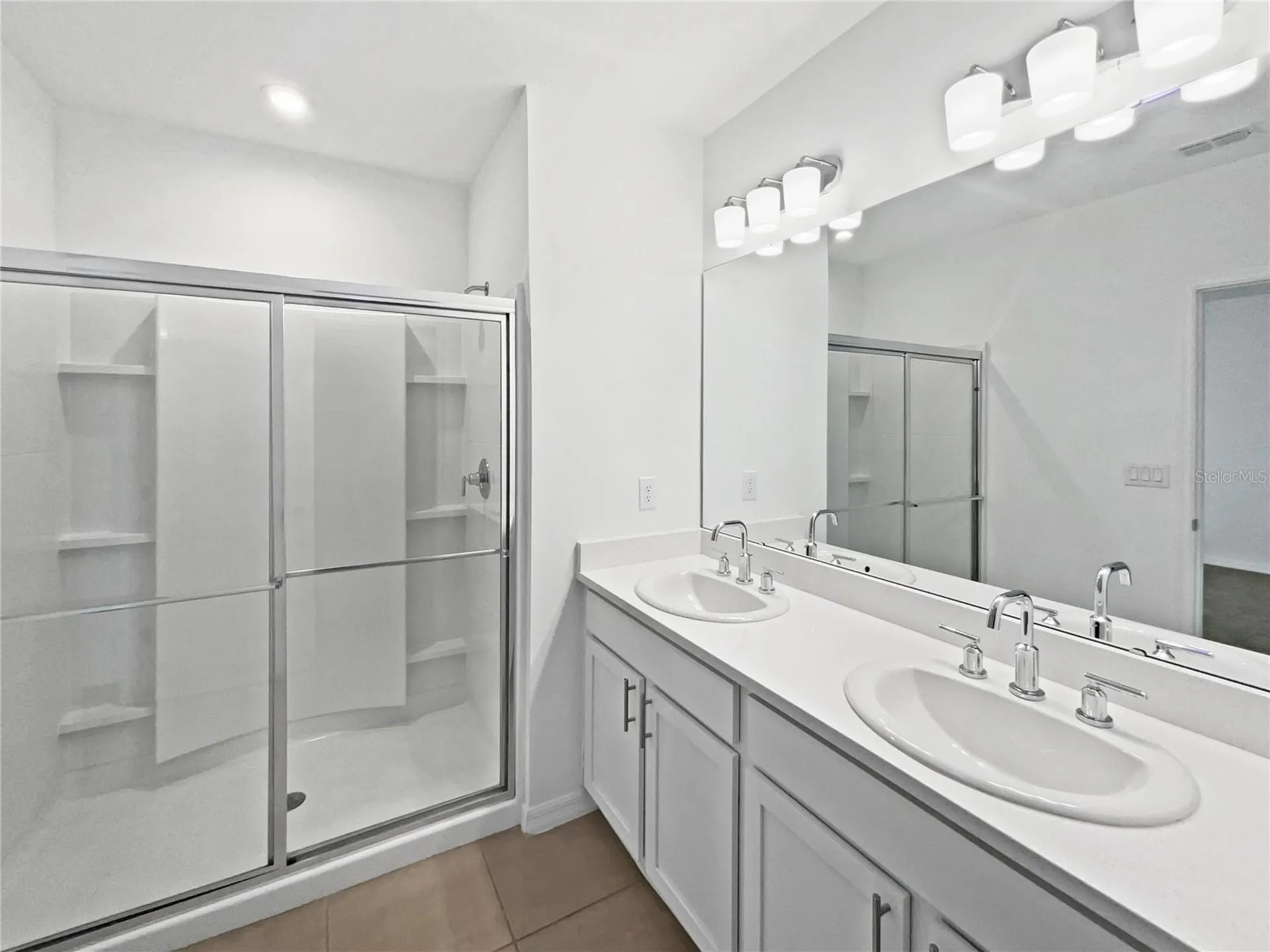 200 Garnet Avenue Kissimmee FL 34758