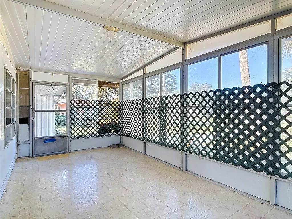 1043 Capella Drive Tavares FL 32778
