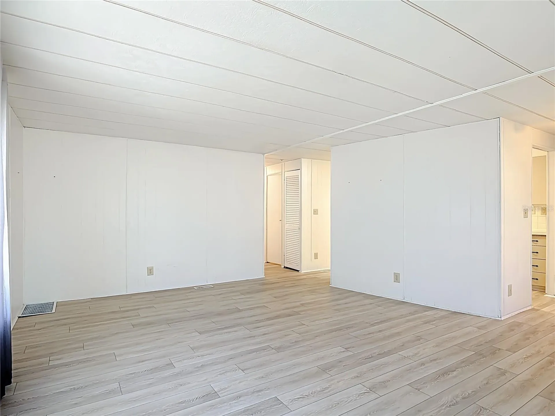 1043 Capella Drive Tavares FL 32778