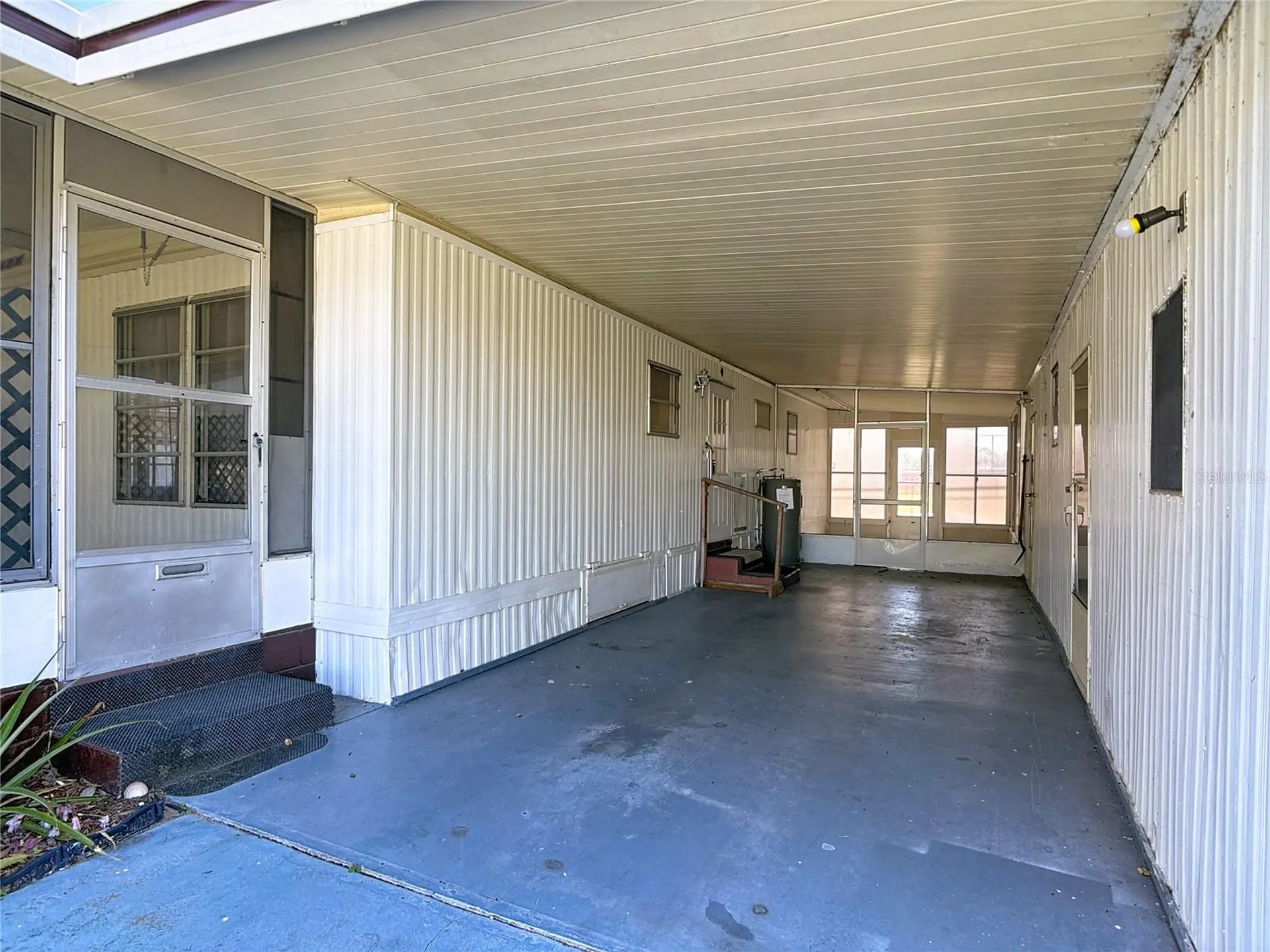 1043 Capella Drive Tavares FL 32778