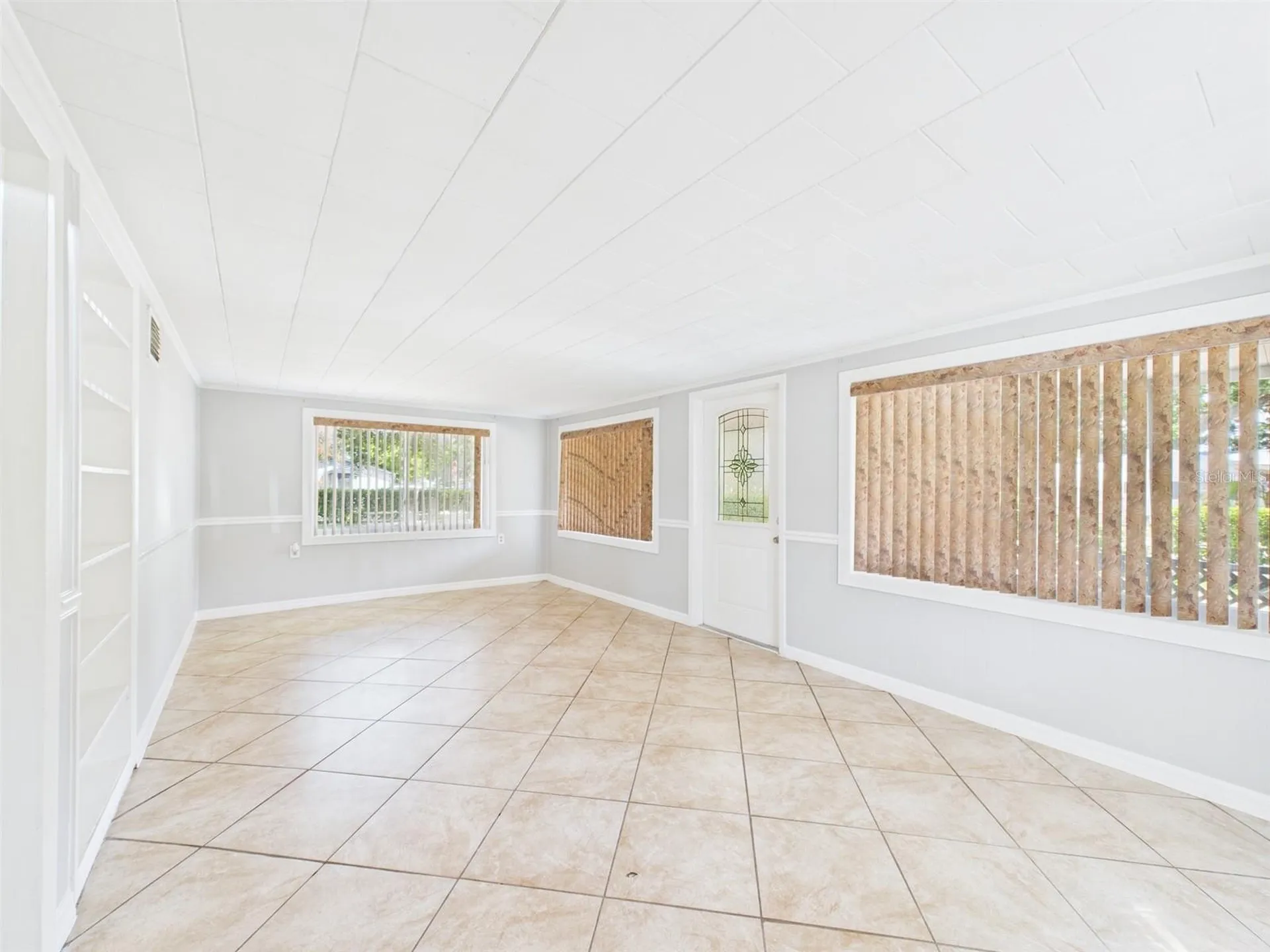 348 Gordon Avenue Lake Wales FL 33859