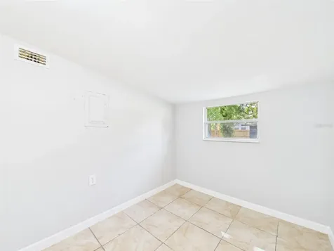 348 Gordon Avenue Lake Wales FL 33859
