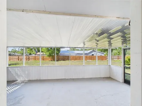 348 Gordon Avenue Lake Wales FL 33859