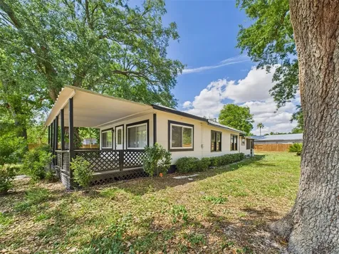 348 Gordon Avenue Lake Wales FL 33859