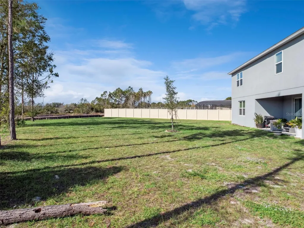 591 Via Bella Court Howey In The Hills FL 34737