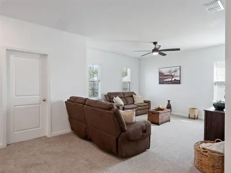 591 Via Bella Court Howey In The Hills FL 34737