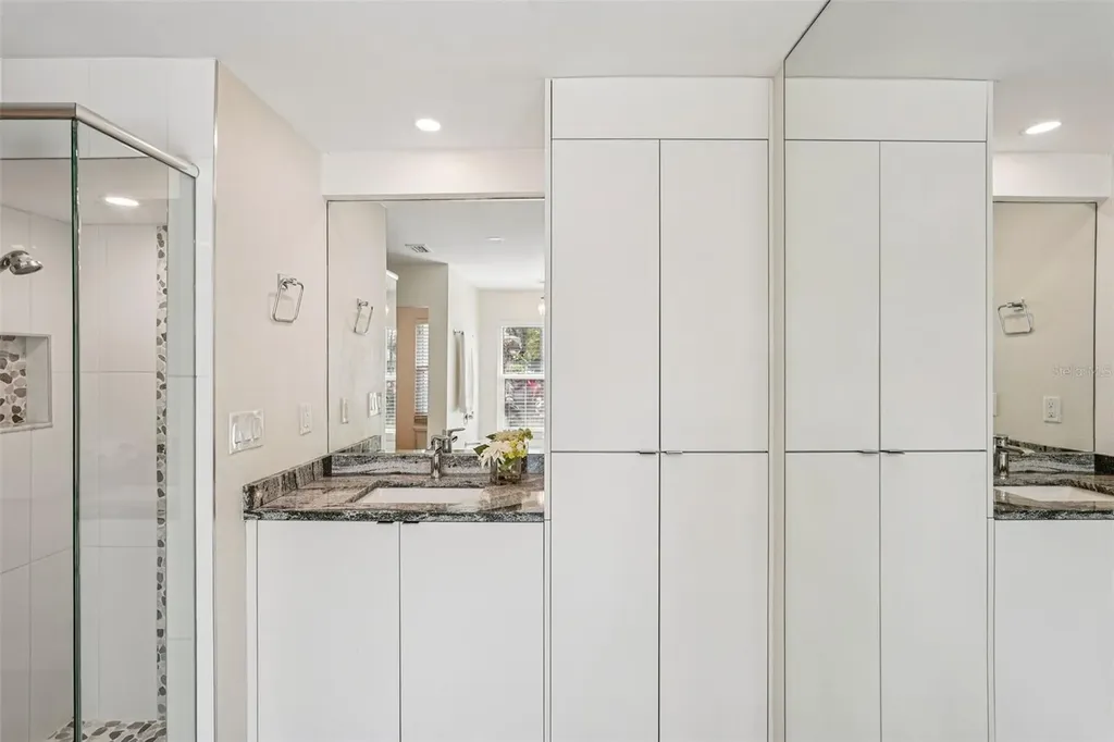 4963 Rutland Gate Sarasota FL 34235