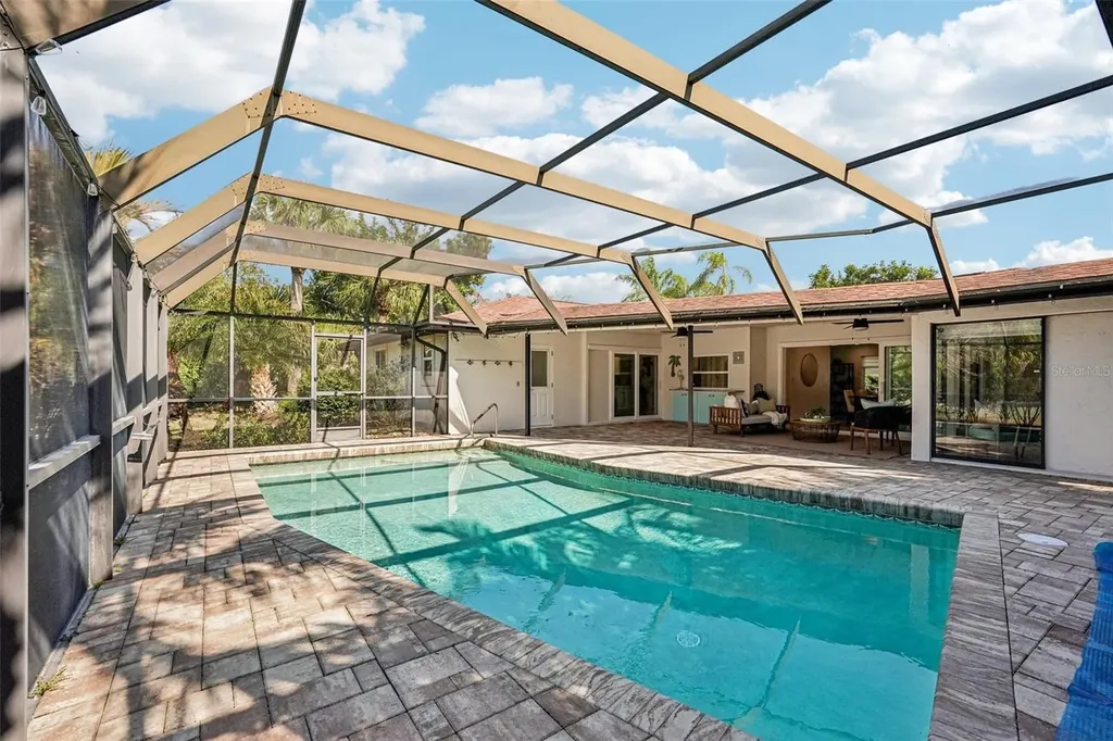 4963 Rutland Gate Sarasota FL 34235