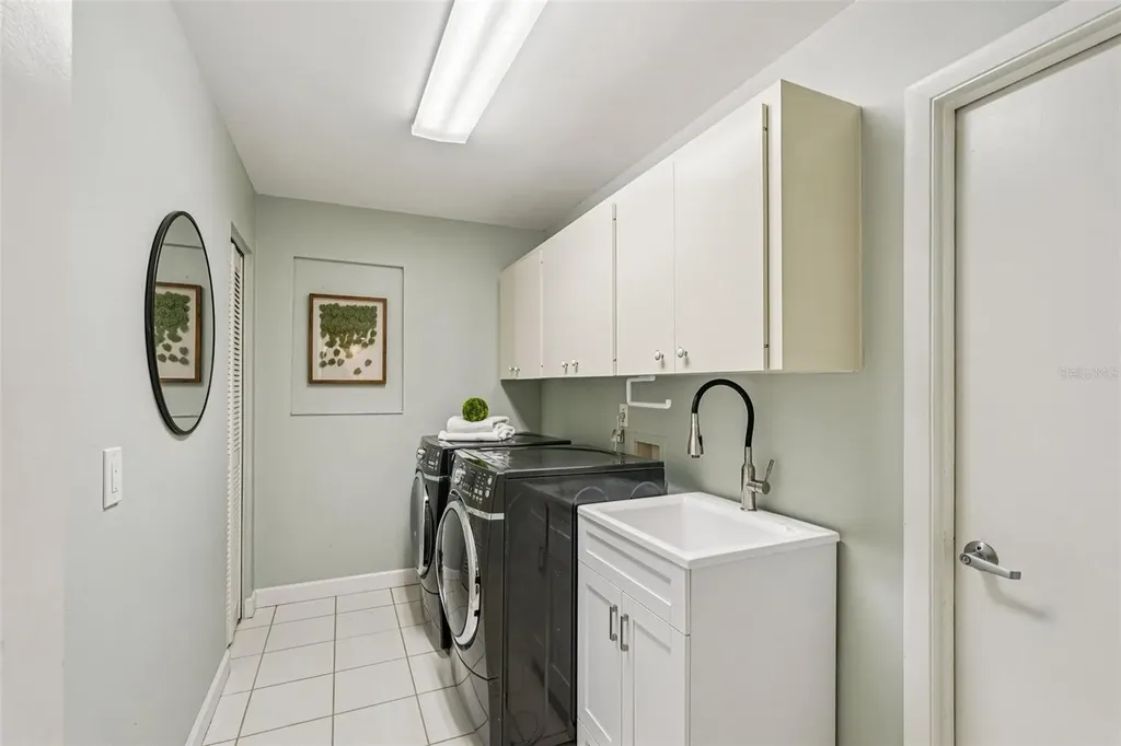 4963 Rutland Gate Sarasota FL 34235