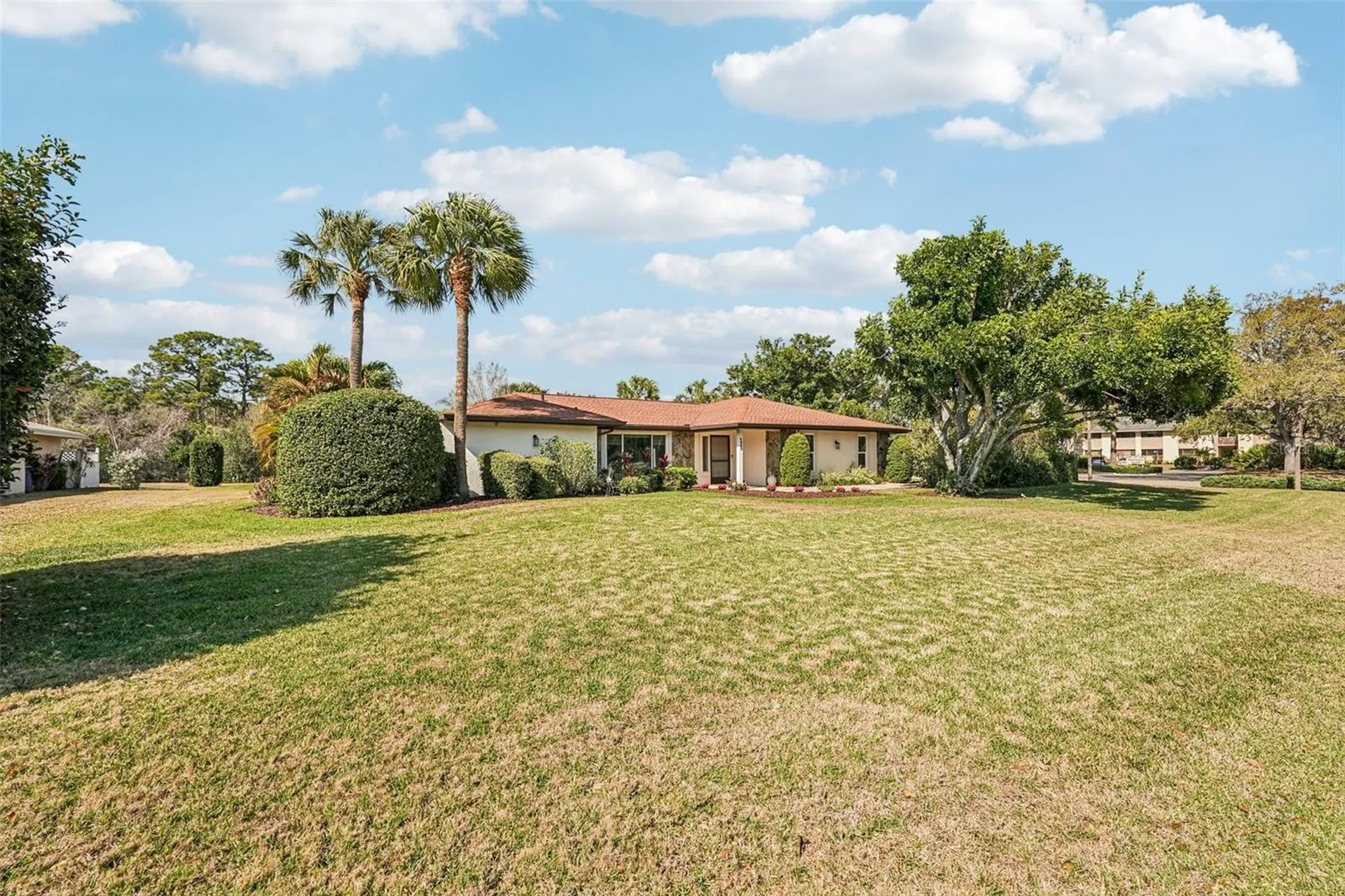 4963 Rutland Gate Sarasota FL 34235
