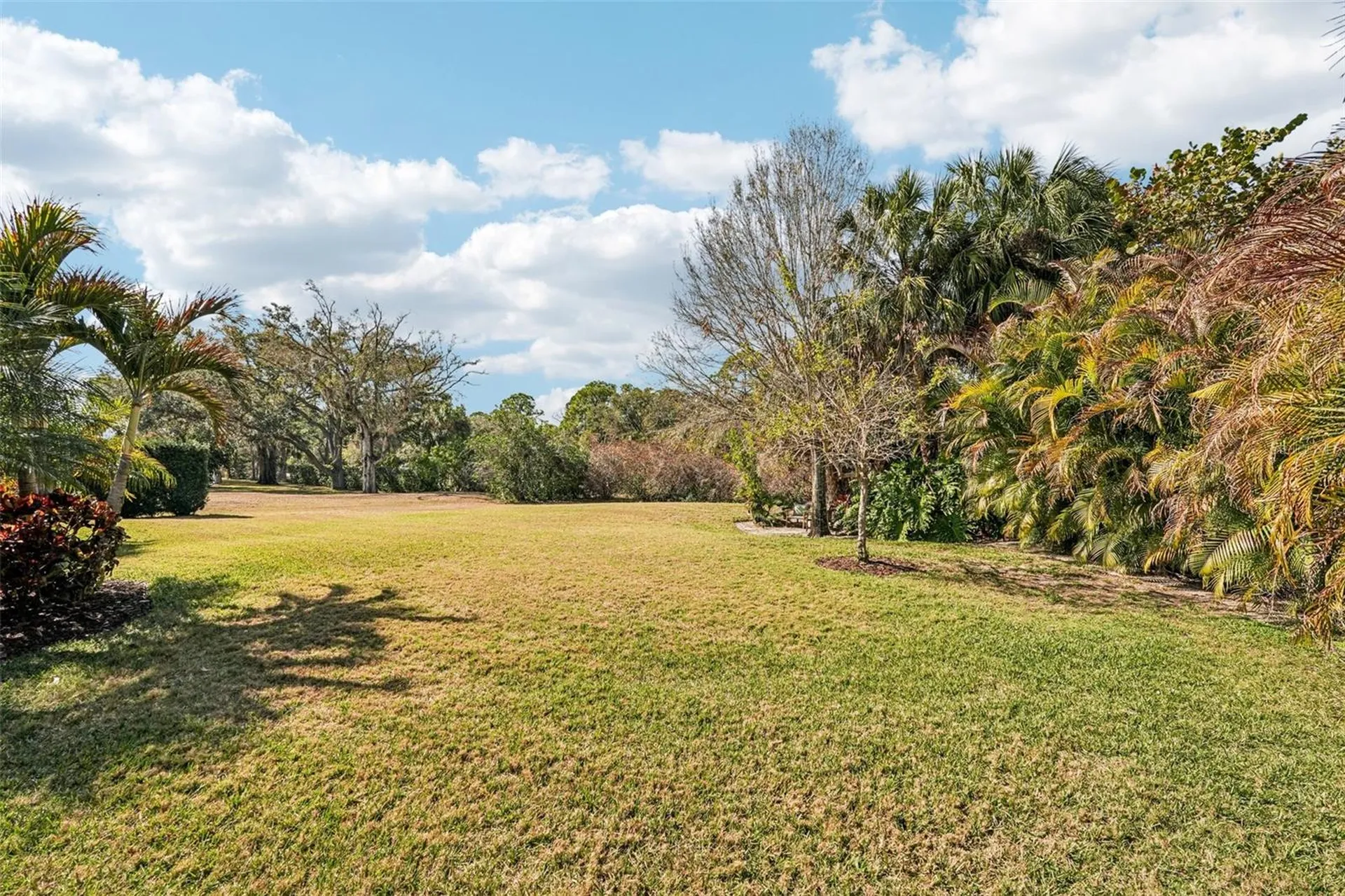 4963 Rutland Gate Sarasota FL 34235