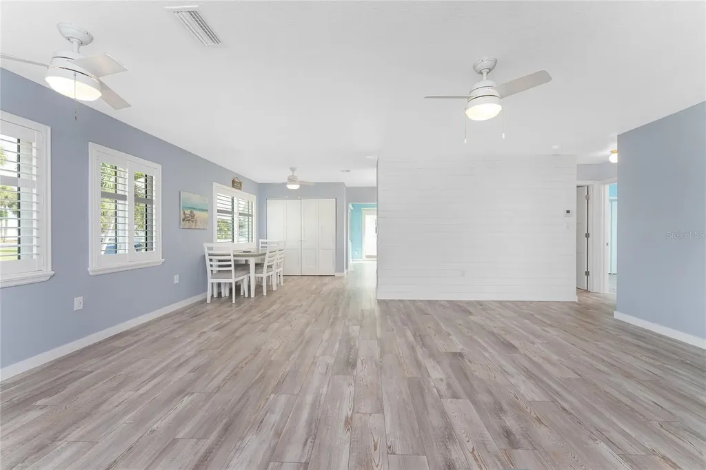 1977 Beach Road Englewood FL 34223