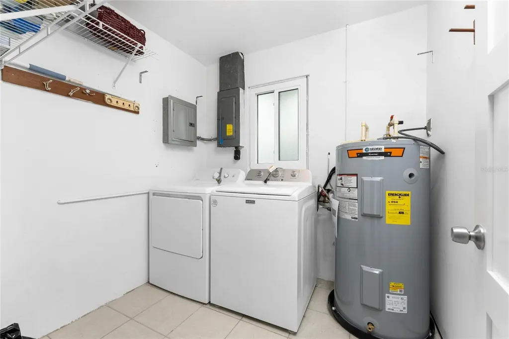 1977 Beach Road Englewood FL 34223