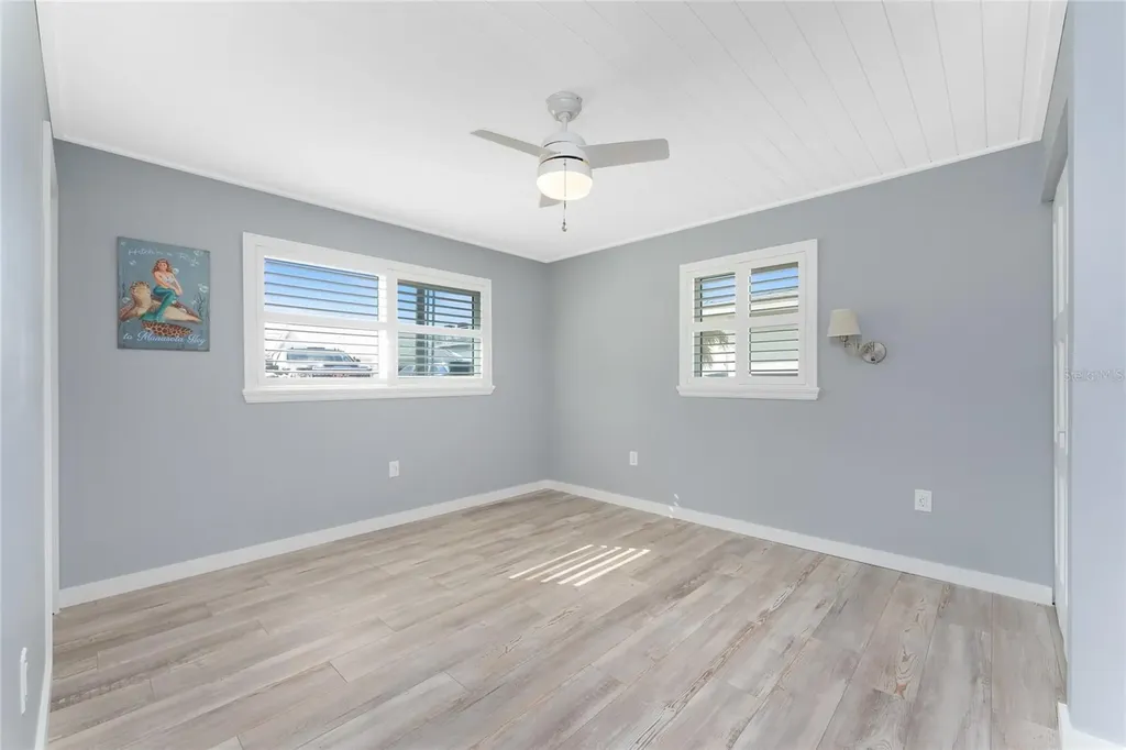 1977 Beach Road Englewood FL 34223