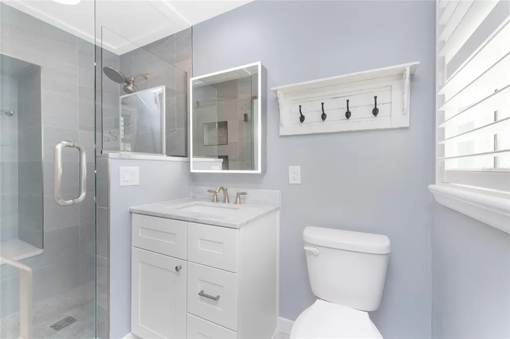 1977 Beach Road Englewood FL 34223