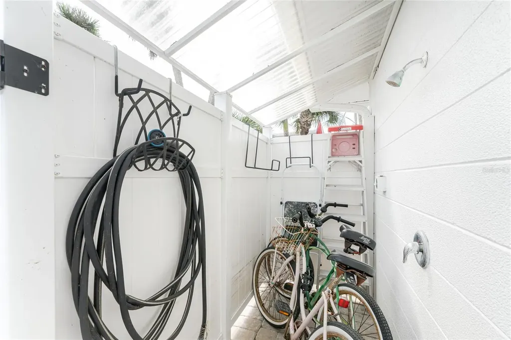 1977 Beach Road Englewood FL 34223