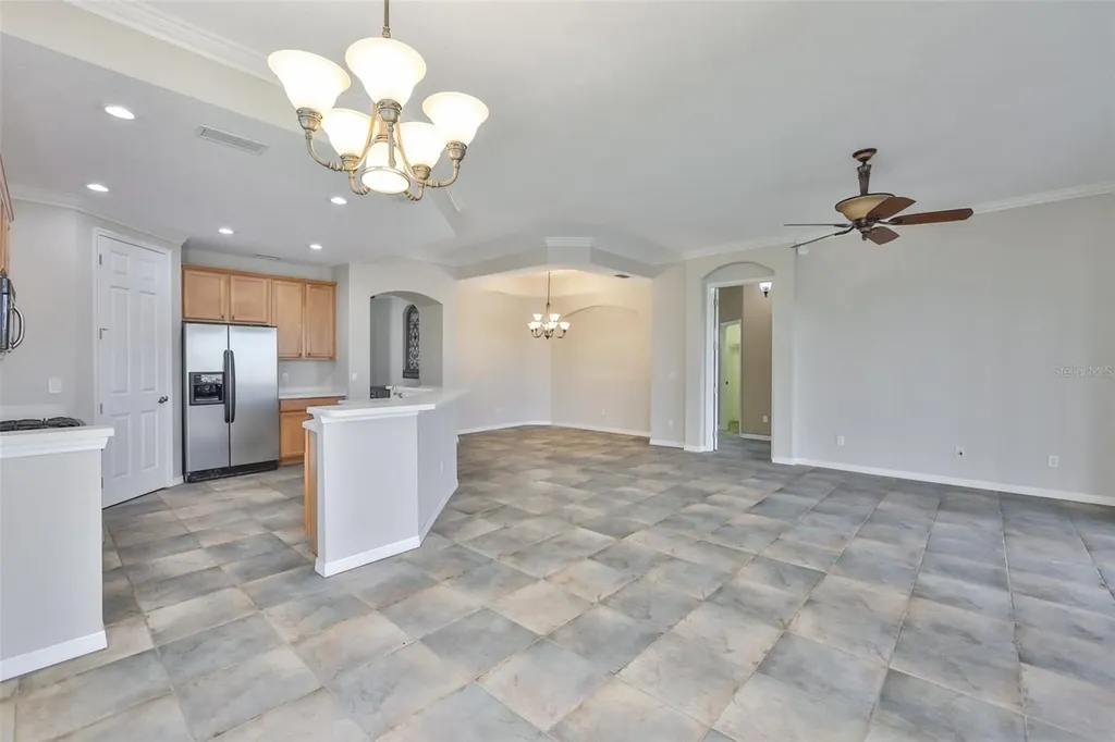 1324 Emerald Dunes Drive Sun City Center FL 33573