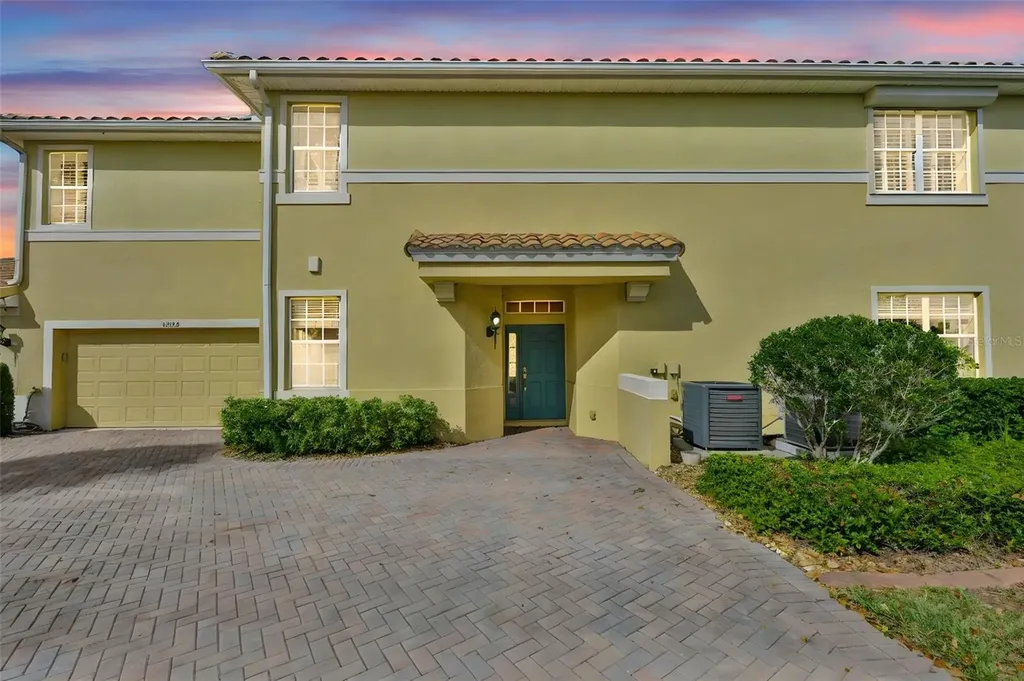 1324 Emerald Dunes Drive Sun City Center FL 33573