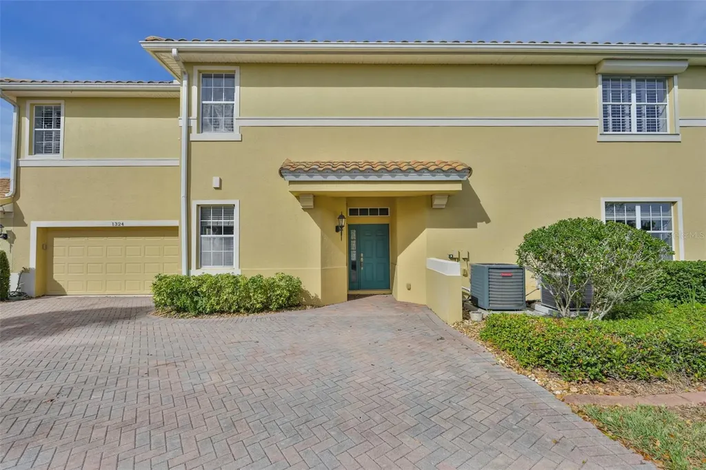 1324 Emerald Dunes Drive Sun City Center FL 33573