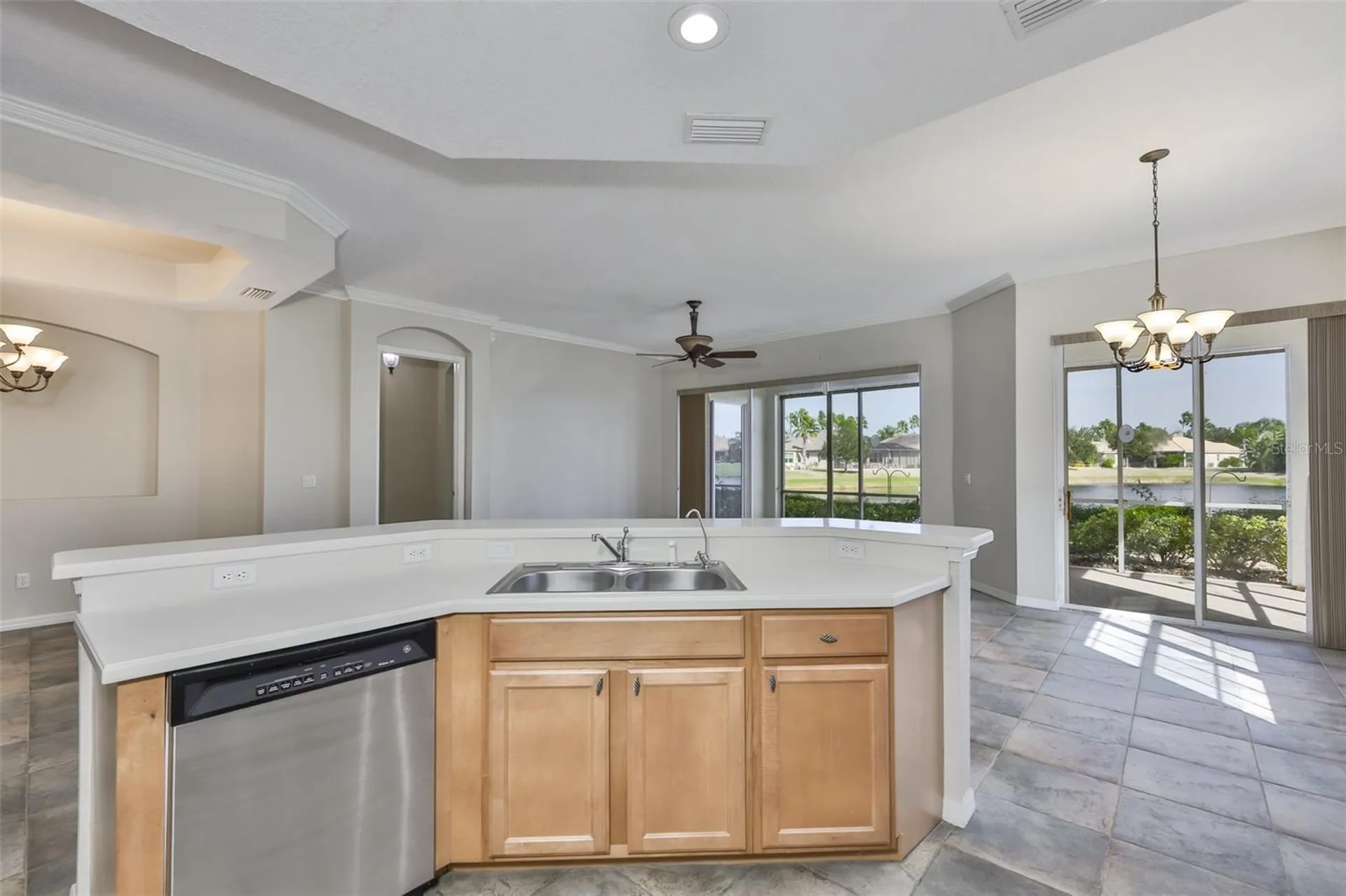 1324 Emerald Dunes Drive Sun City Center FL 33573