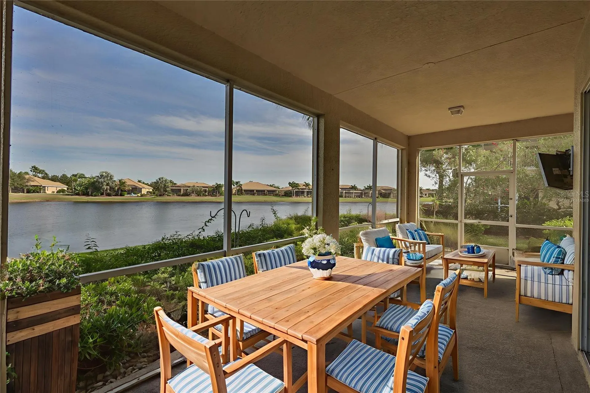 1324 Emerald Dunes Drive Sun City Center FL 33573