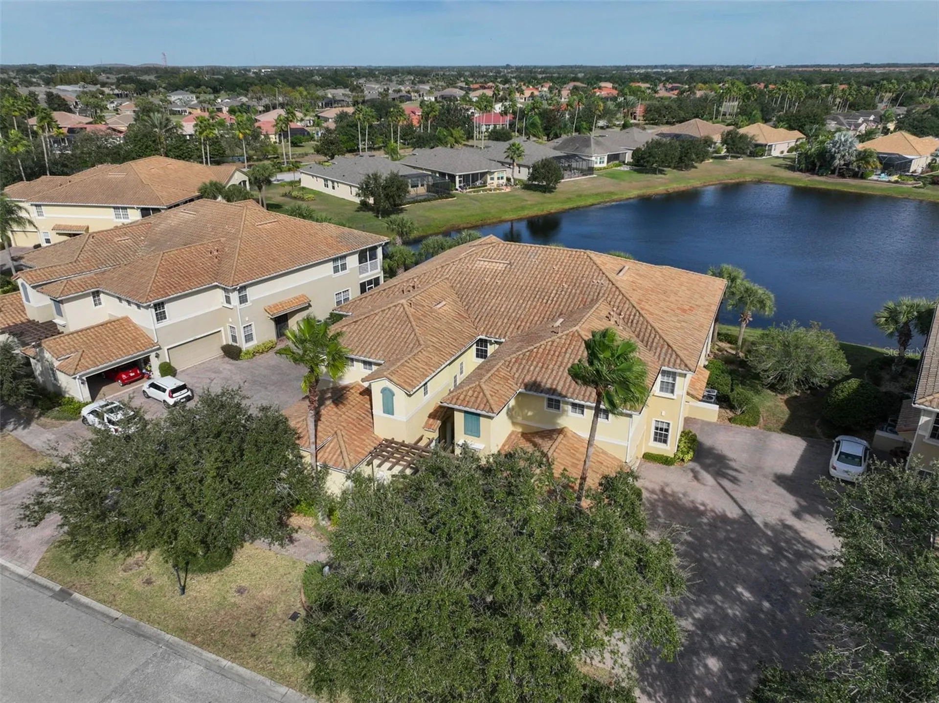 1324 Emerald Dunes Drive Sun City Center FL 33573