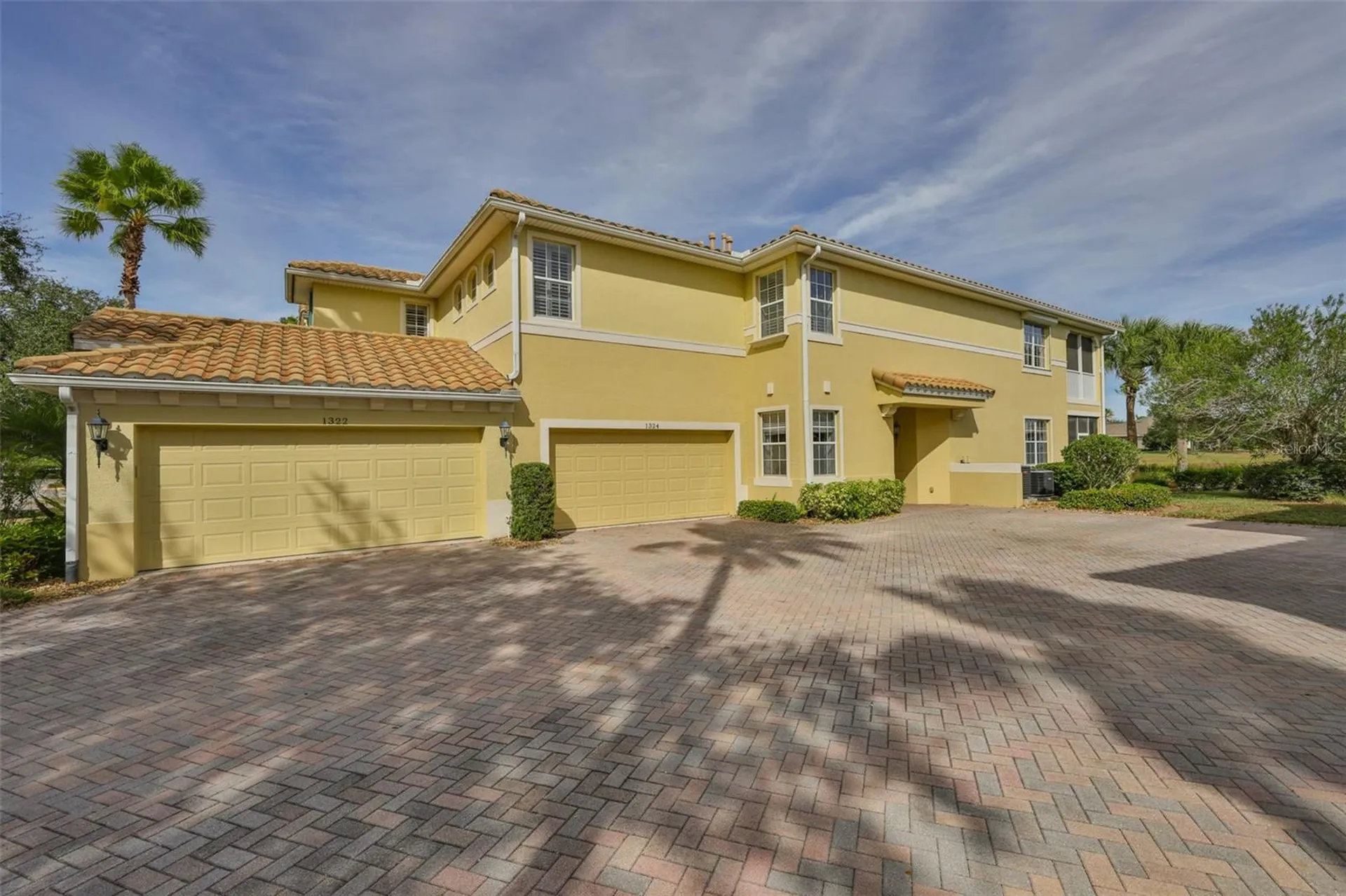 1324 Emerald Dunes Drive Sun City Center FL 33573
