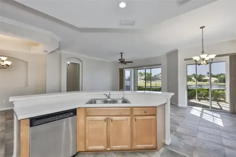 1324 Emerald Dunes Drive Sun City Center FL 33573