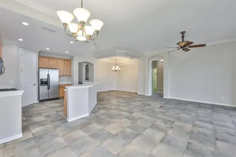 1324 Emerald Dunes Drive Sun City Center FL 33573