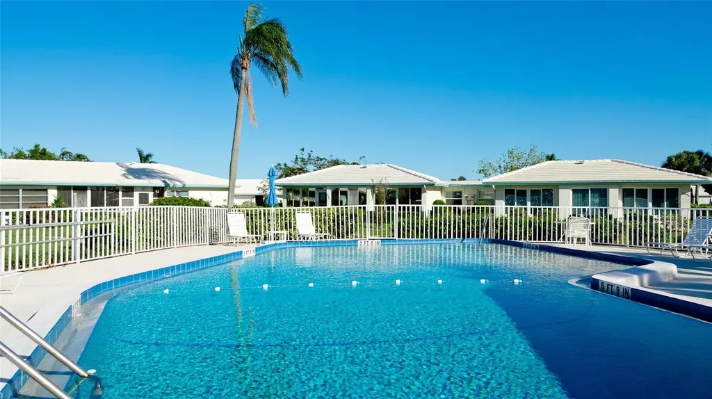 6809 9th Avenue W Bradenton FL 34209