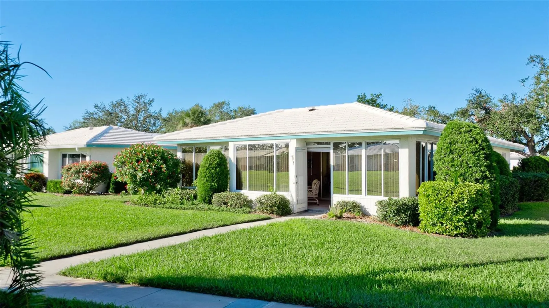 6809 9th Avenue W Bradenton FL 34209